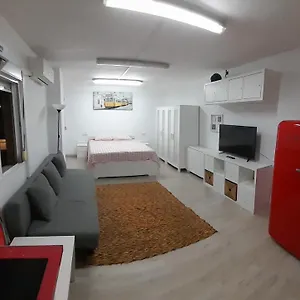 Appartement Estudio Frente A Estacion Maria Zambrano, Málaga